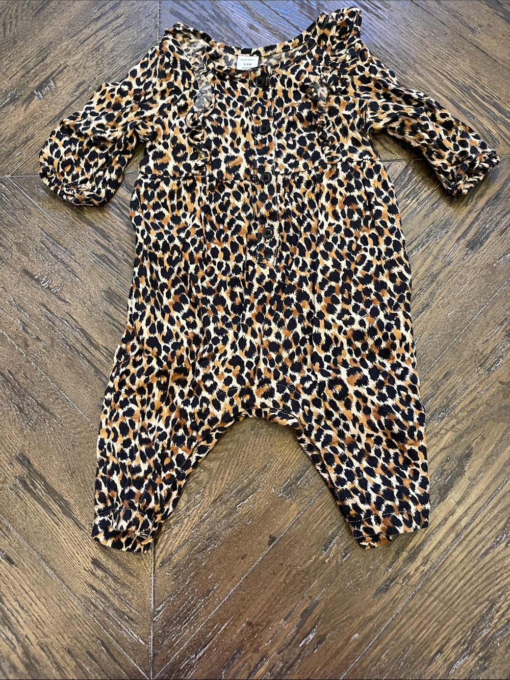 Old Navy Leopard-Print Romper 3-6M